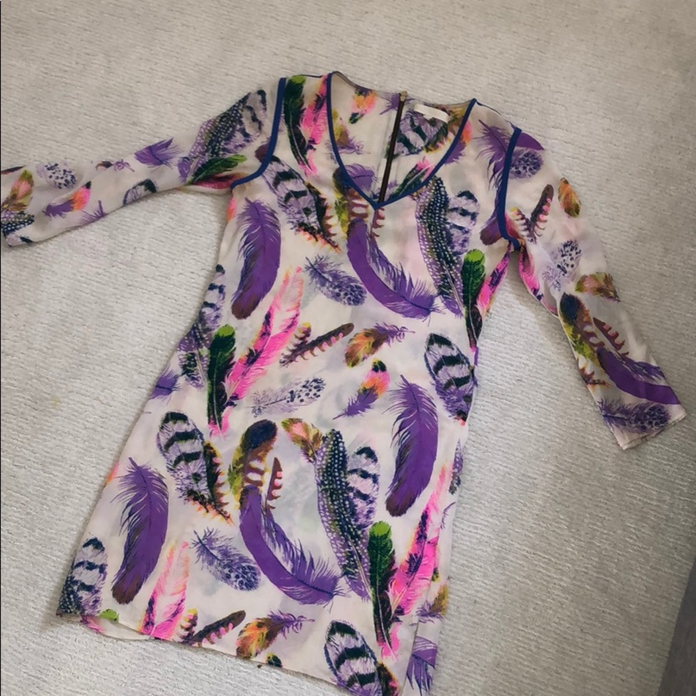 San & Soni Silk Feather Beach Cover up XS